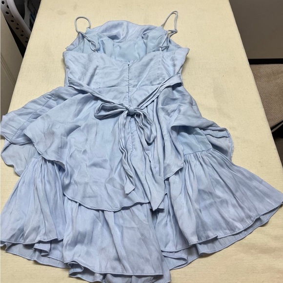 Saints + Secrets (Selfie Leslie) S blue flounce romper - Picture 6 of 11